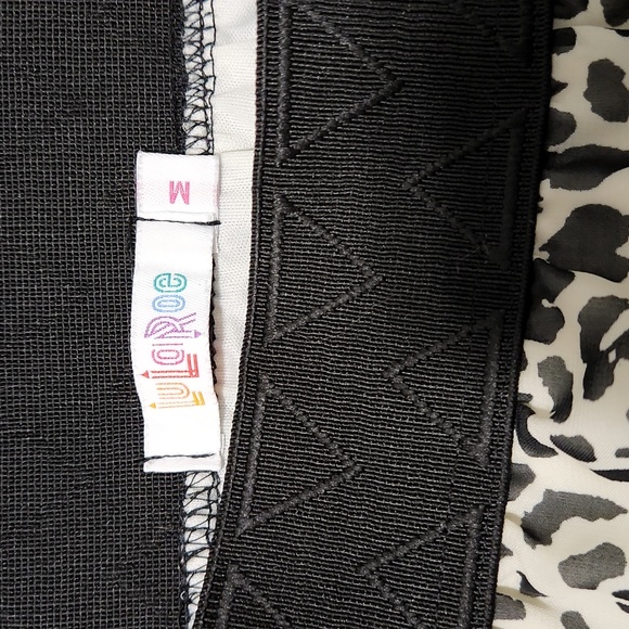 Leopard Print Lola Skirt Lularoe Size M - Picture 3 of 5